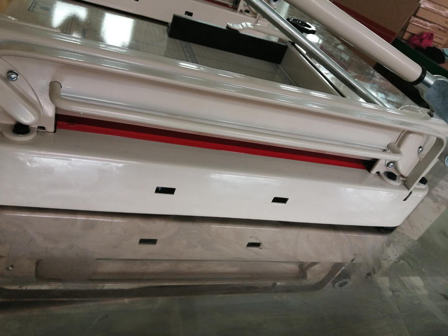 QK-868-A4 Manual Paper Cutter  - đánh giá và giá Body Trimmer